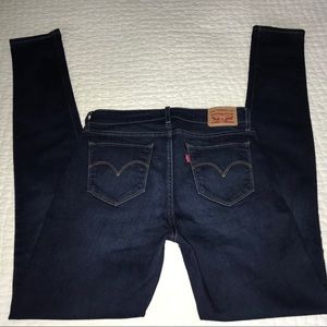 Levi’s 711 mid rise skinny jeans 28/34